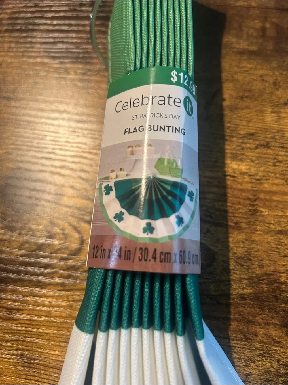 Celebrate It Green and White Shamrock Flag Bunting Garland
